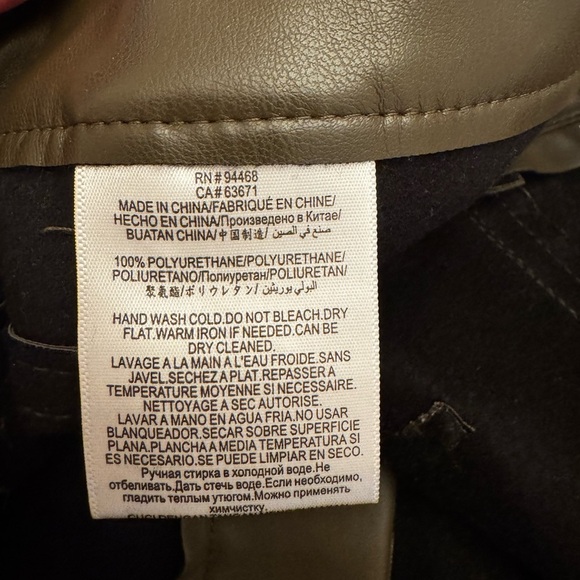 BCBGeneration Olive‎ Faux Leather Pants (S) - Picture 8 of 10